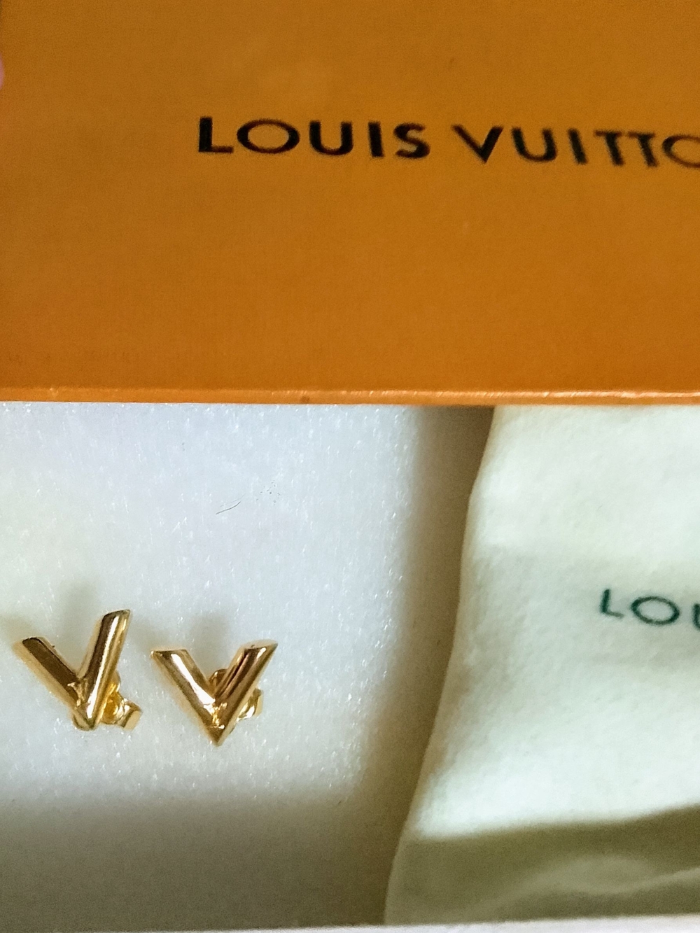 Louis Vuitton Gold LV V-Initial Stud Hair Clips